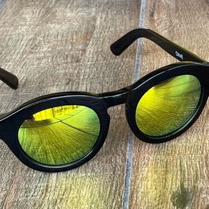 Diff Eyewear Dime Black Round Sunglasses